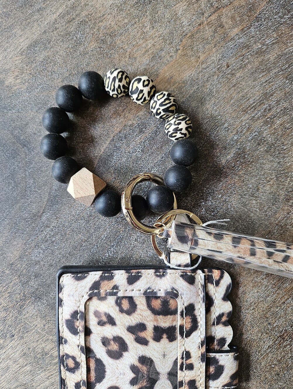 NWT Leopard Print Wallet Wristlet - Picture 3 of 3